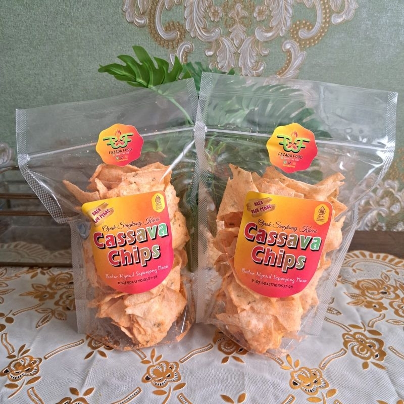 

Opak Singkong Daun Kucai Pouch