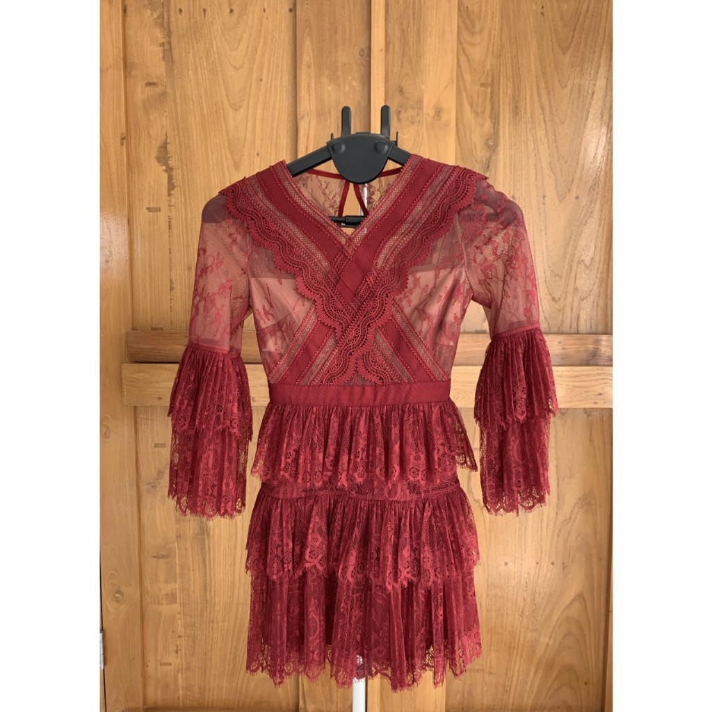 Self Portrait red lace dress // size 0 (XS)
