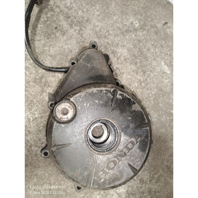 kalter kiri dudukan spul Verza Mega pro mono shock barang masih bagus ORI bawaan motor