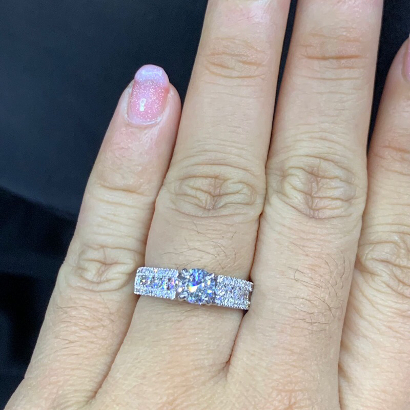 Cincin Berlian Eropa Serra solitaire ring