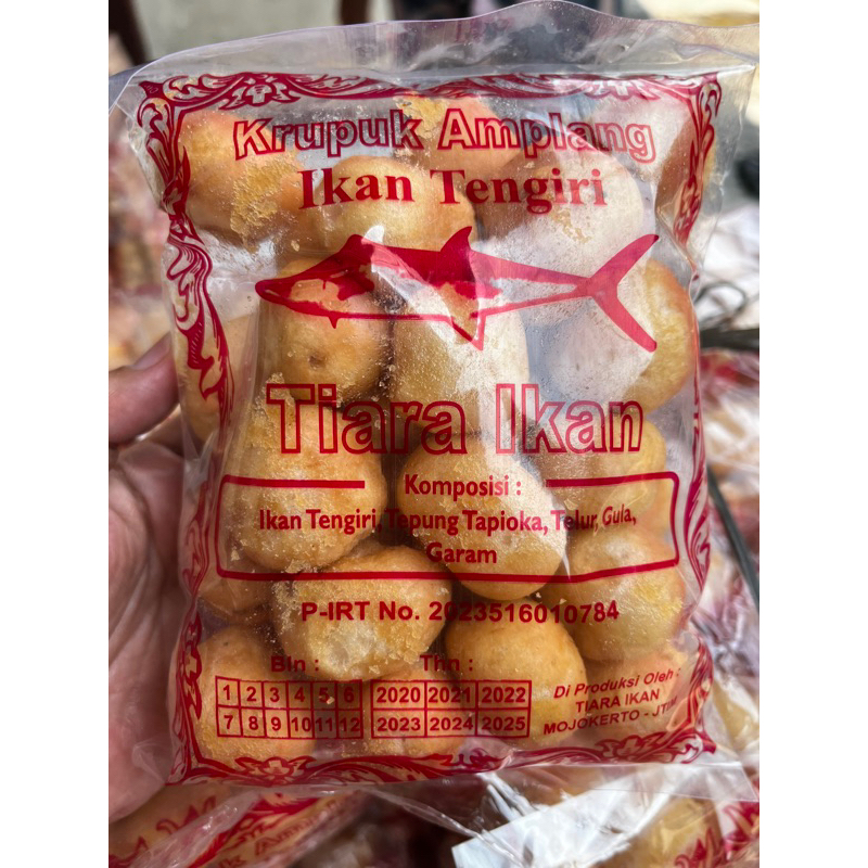 

Kerupuk Ikan Tenggiri