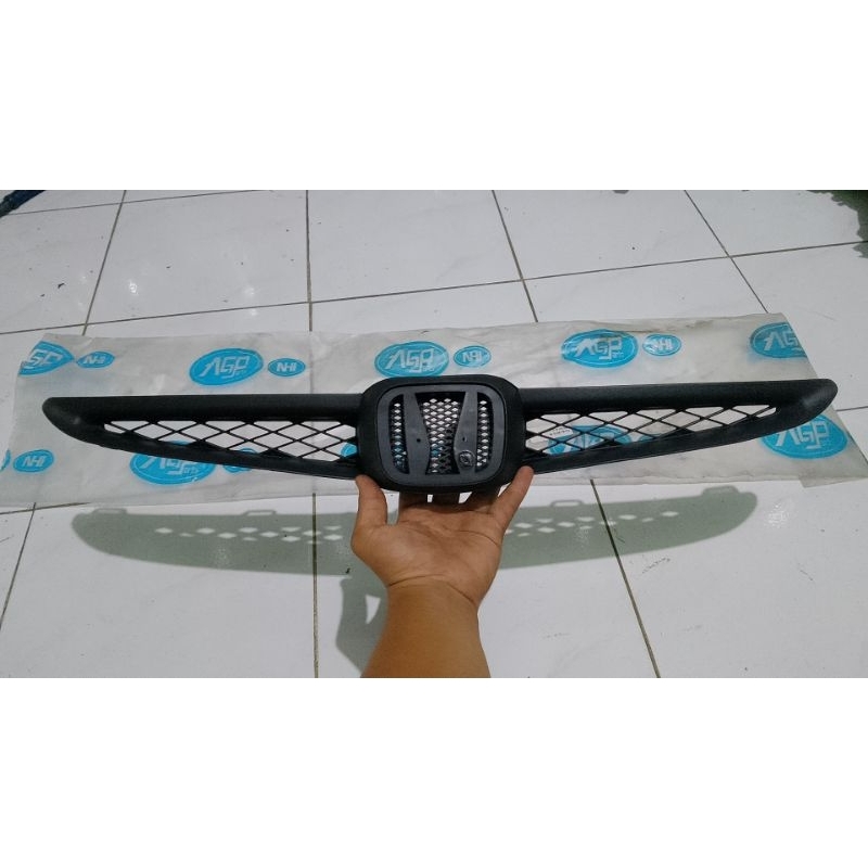 gril bumper honda jazz 2005