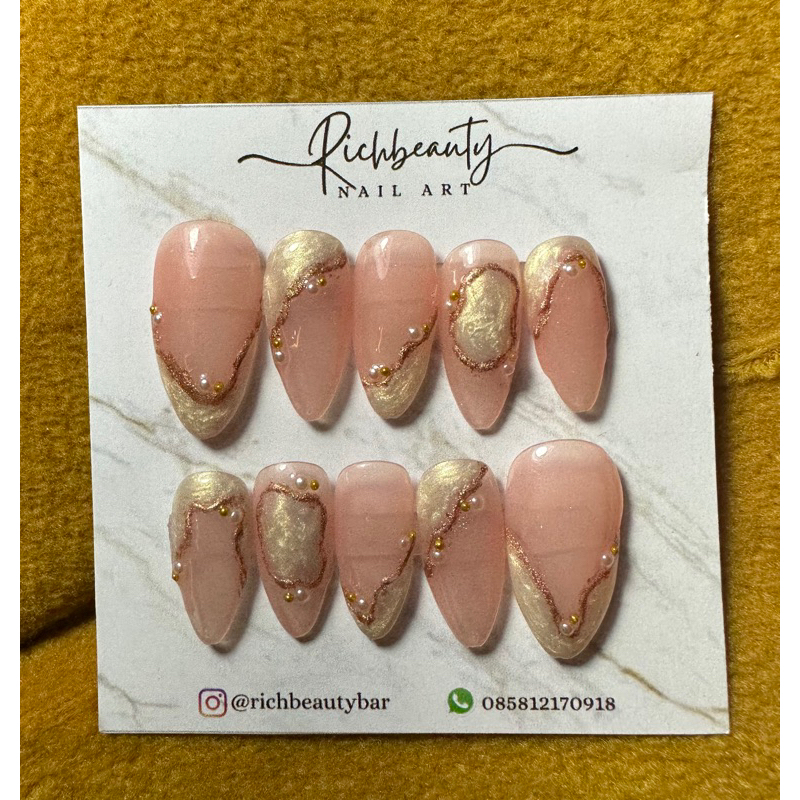 Kuku palsu | fake nail murah | kuku custom | kuku pesta | kuku wisuda elegan | fake nail custom desi