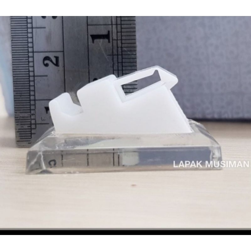 Display cincin akrilik putih 100 pcs