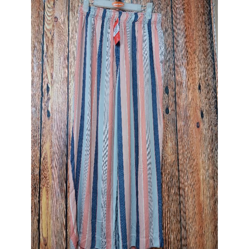 Novel Mice Celana Kulot Rayon