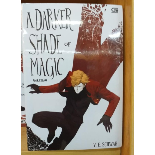 Bisa Cod Sihir Kelam - A Darker Shade of Magic (V. E. Schwab)
