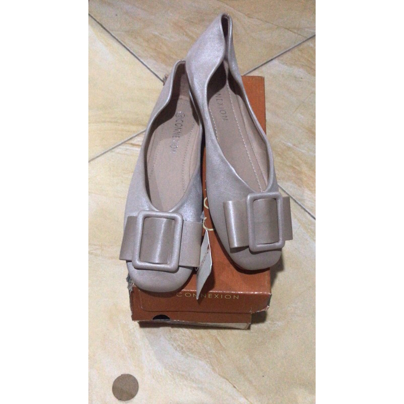 Sepatu Wanita Connexion