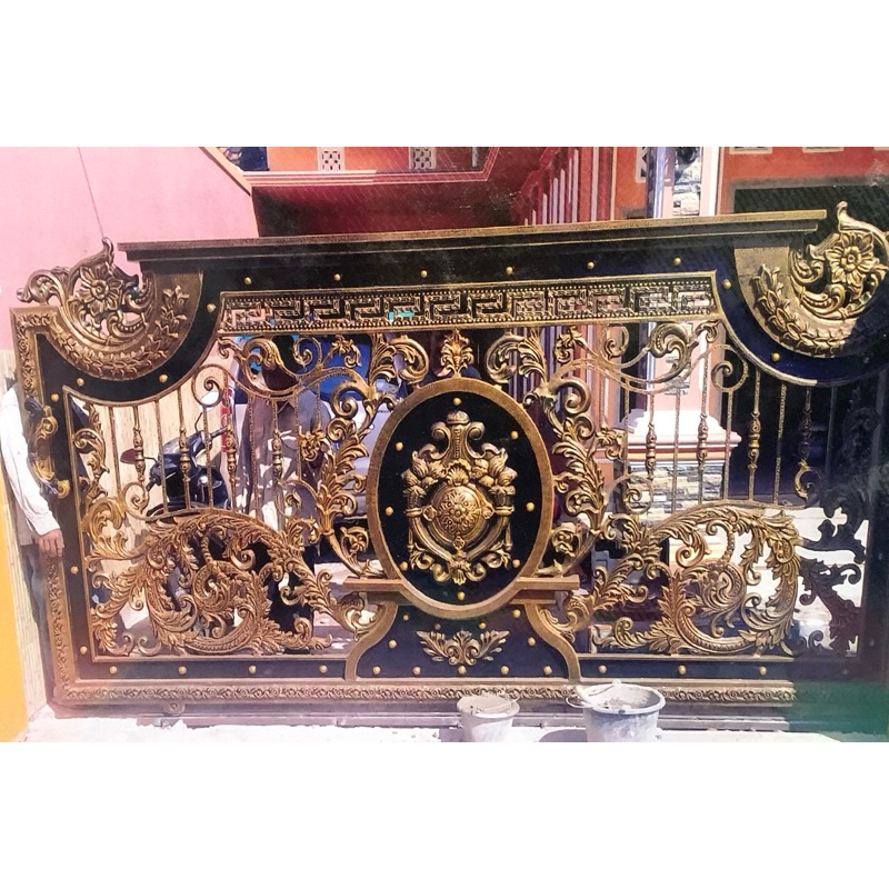 pagar tempa dan ornamen