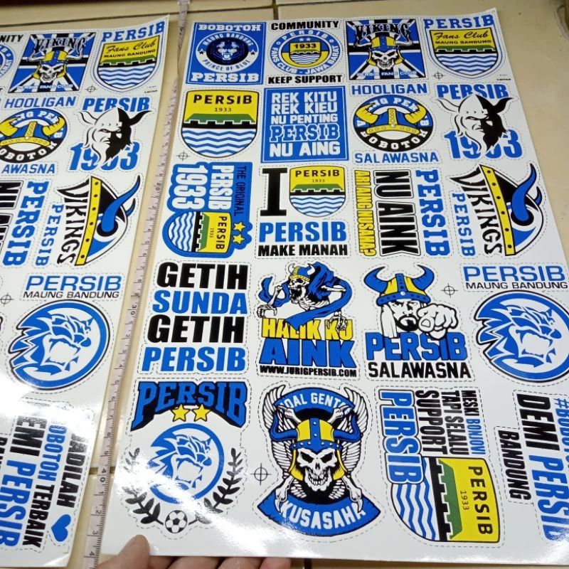 

Stiker Persib Bandung 1 Lembar lengkap / Stiker logo keren Persib Bandung