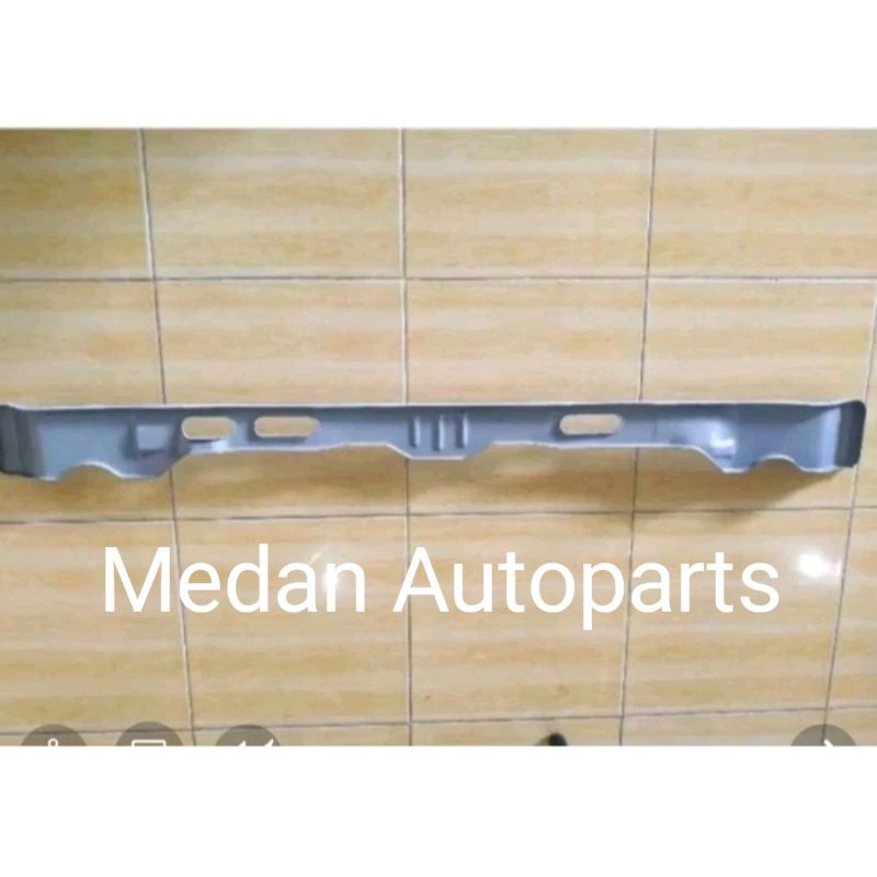 Plat bawah Kedok Mitsubishi L300, Crossmember panel depan, kumis dada totok