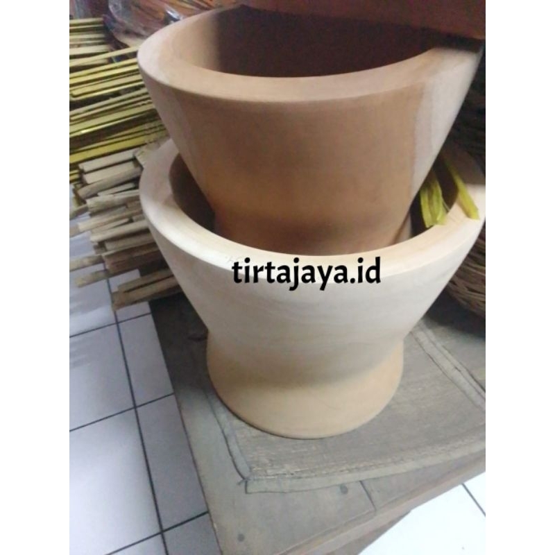 dulang kayu mahoni alat tumbuk serbaguna