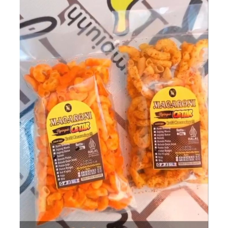 

(Min.PEMBELIAN 3pcs) MAKARO Cetar bumbu kering 75gr/Makaroni/Makaroni cetar/Makaroni jadul/Makaroni murah/Makaroni cetar sumpiuh/Makaro pedas/jajan sd/Jajanan jadul/makaro pedas/original/balado/jajan murah/makaro hitZ