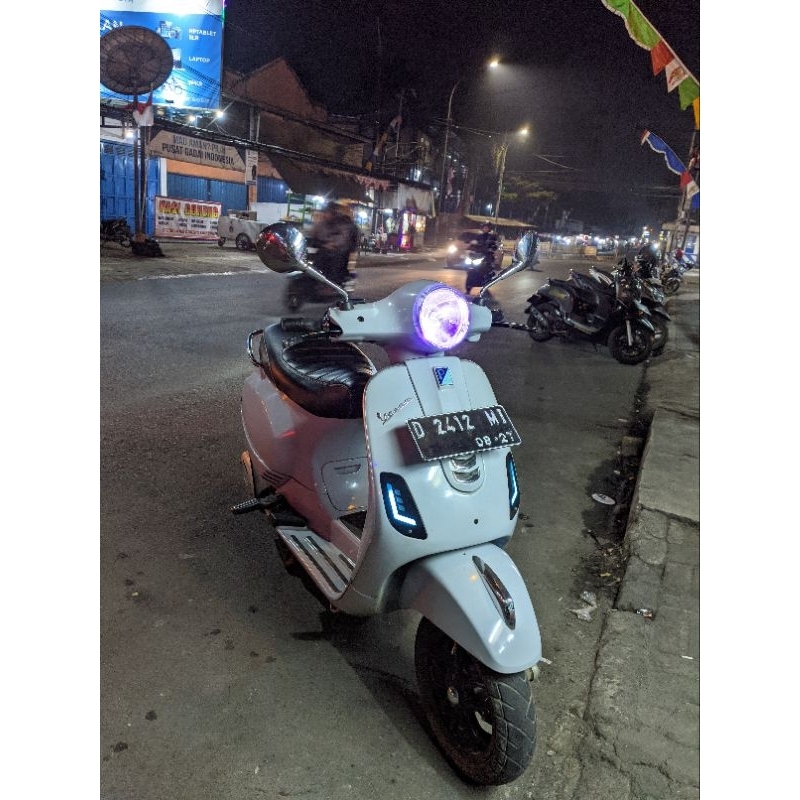 sein custom vespa s lx
