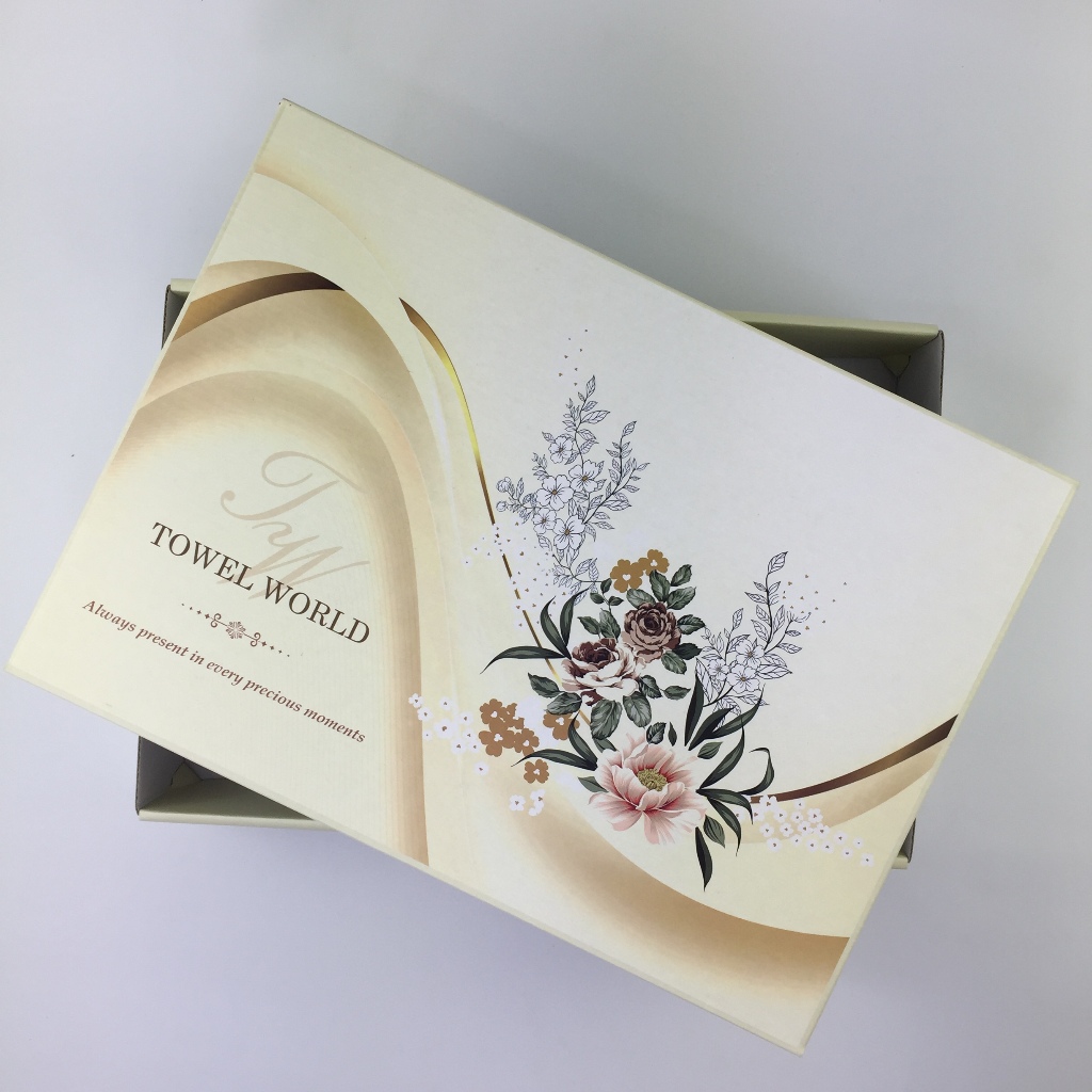 

Hard Box Kotak Handuk Seserahan Pernikahan