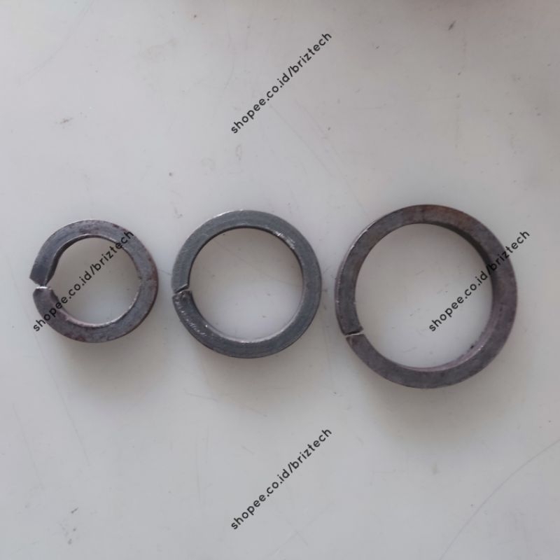 Leter O besi nako gelang nako Letter O  lingkaran berkualitas / persisi ornamen lingkaran nako Lette