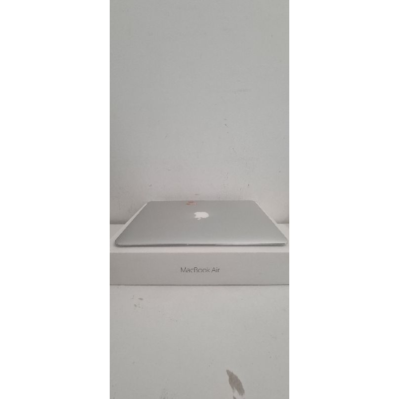 macbook air 2015 8/256 GB ex ibox