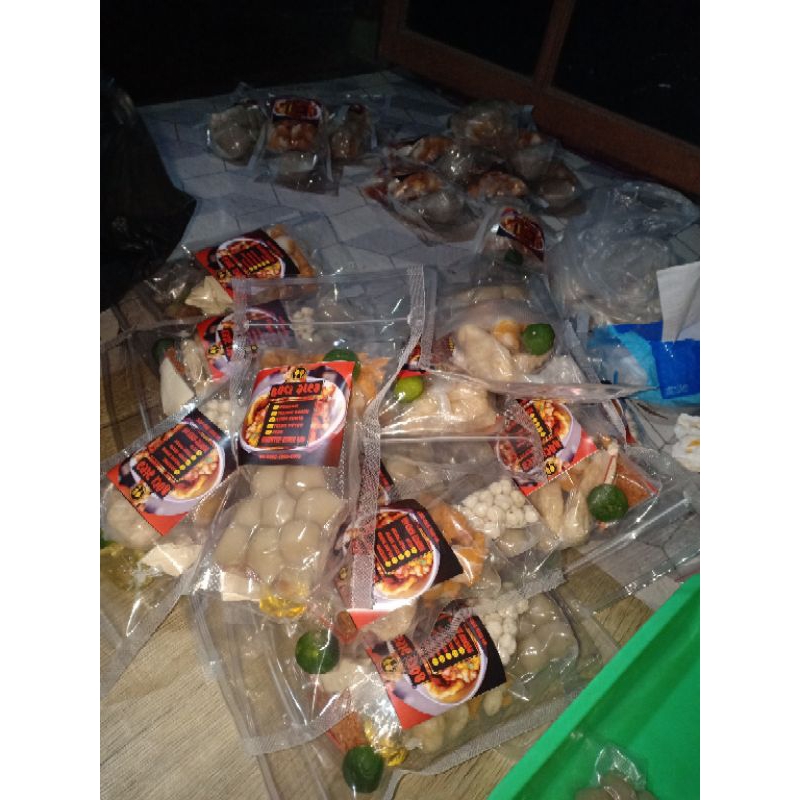 

bakso Aci kemasan jumbo isi rendom paket 12 pcs