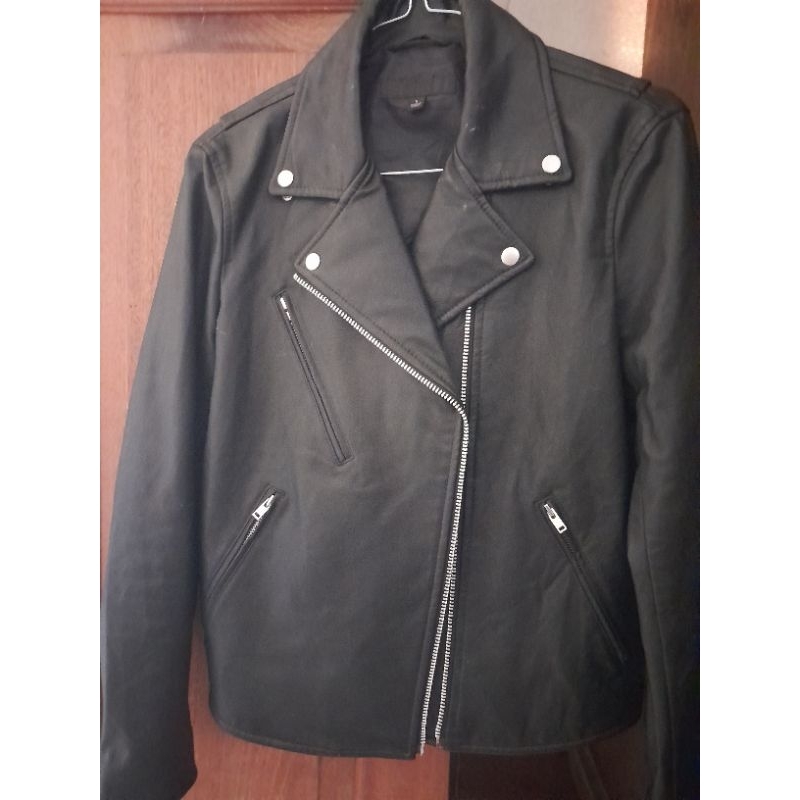 preloved biker jacket uniqlo leather jacket