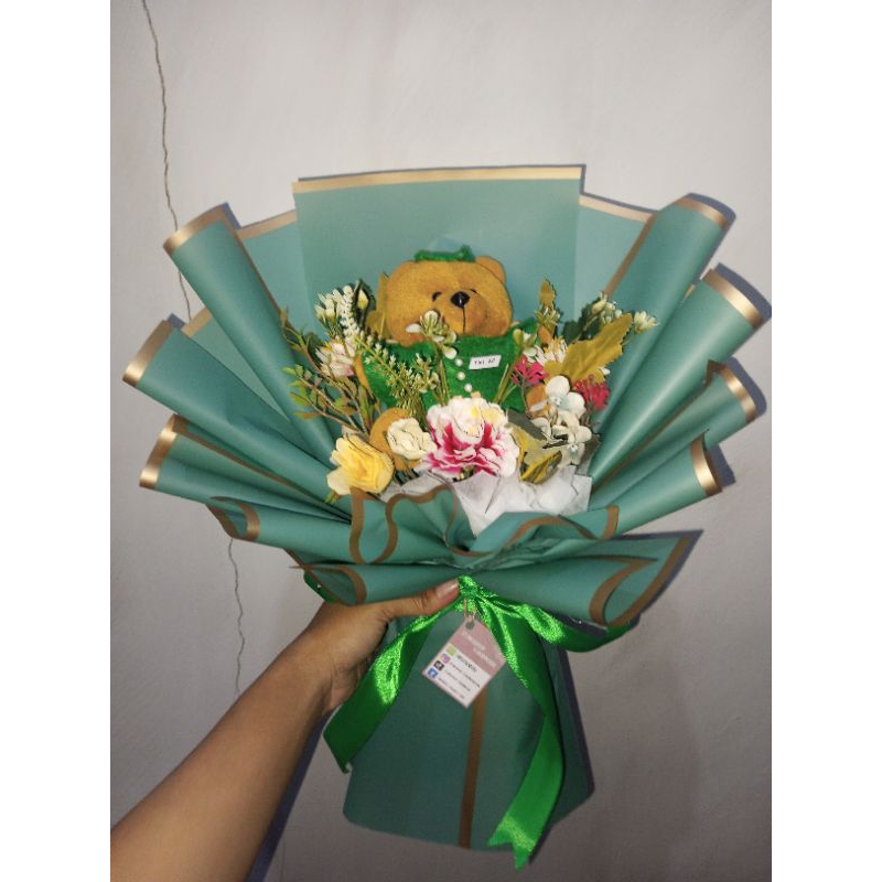 Bouquet boneka profesi.bouquet boneka.bouquet fropesi TNI.