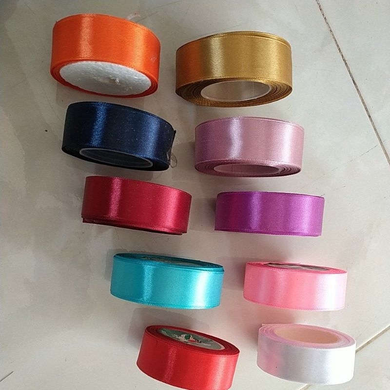 

tali pita satin