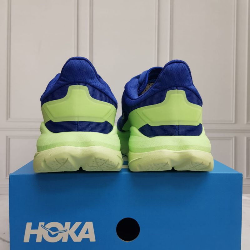 SEPATU HOKA MACH 4/HOKA MACH 4 PRIA