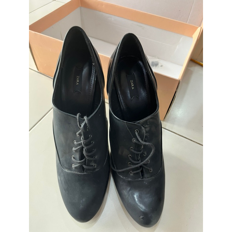 Heels wanita Zara Basic