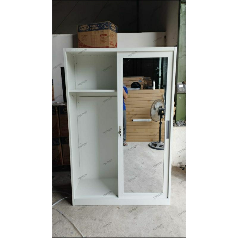 Lemari Besi Sliding LPG othnil 90 Cermin gantungan toko BMS Semarang