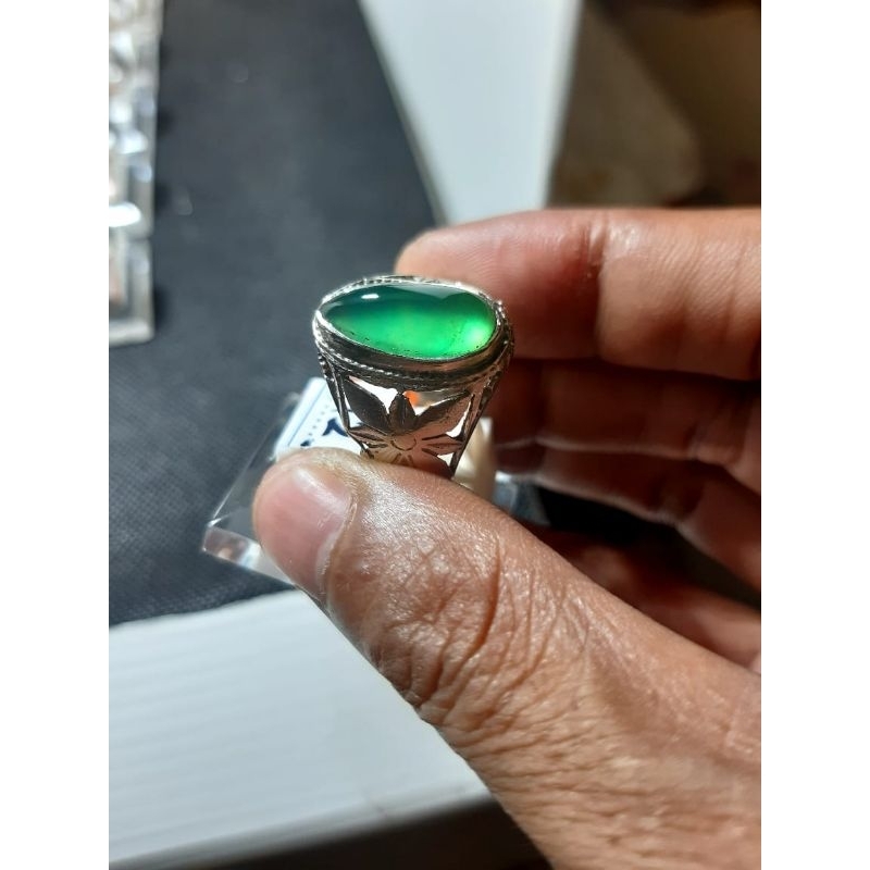 Batu bacan doko gulau