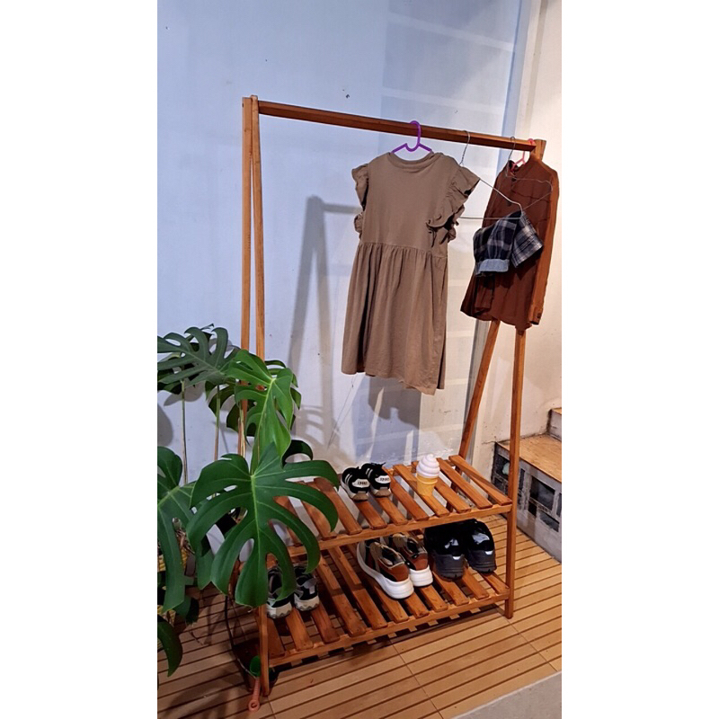 ladder hanger gantungan baju kayu aesthetic / gawang baju / triangel stand hangger gantungan baju ka