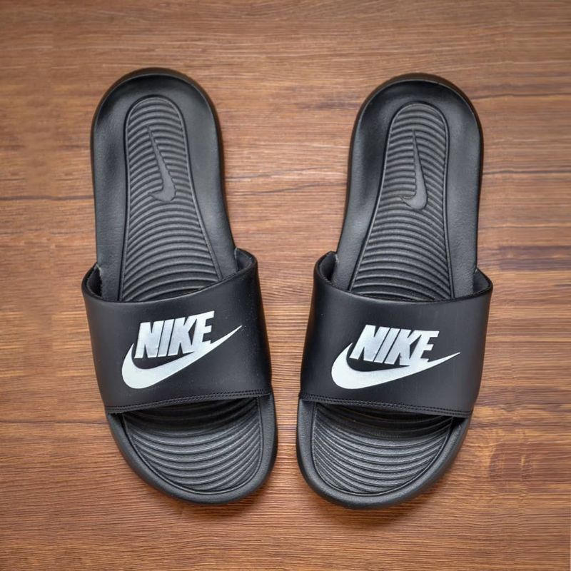 Sandal Slip On Nike Victory Original/ Sandal Slop/Sandal Slide/ Sandal Nike Victory One Slides Sail