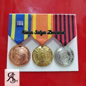 Medali 8 Tahun Polri Ksatria Bhayangkara Oprasi Kepolisian