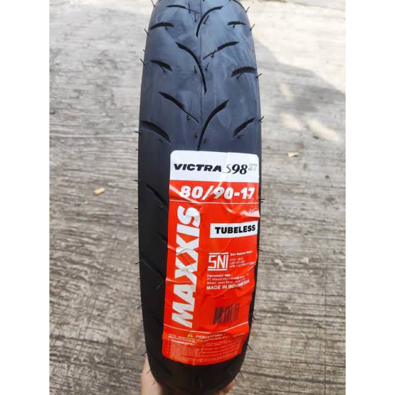 Maxxis Victra 80/90-17 free pentil