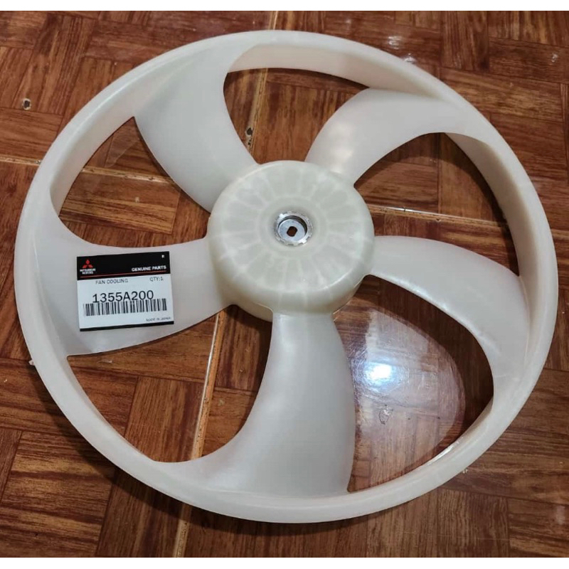 Kipas kipas fan radiator mitsubishi mirage original