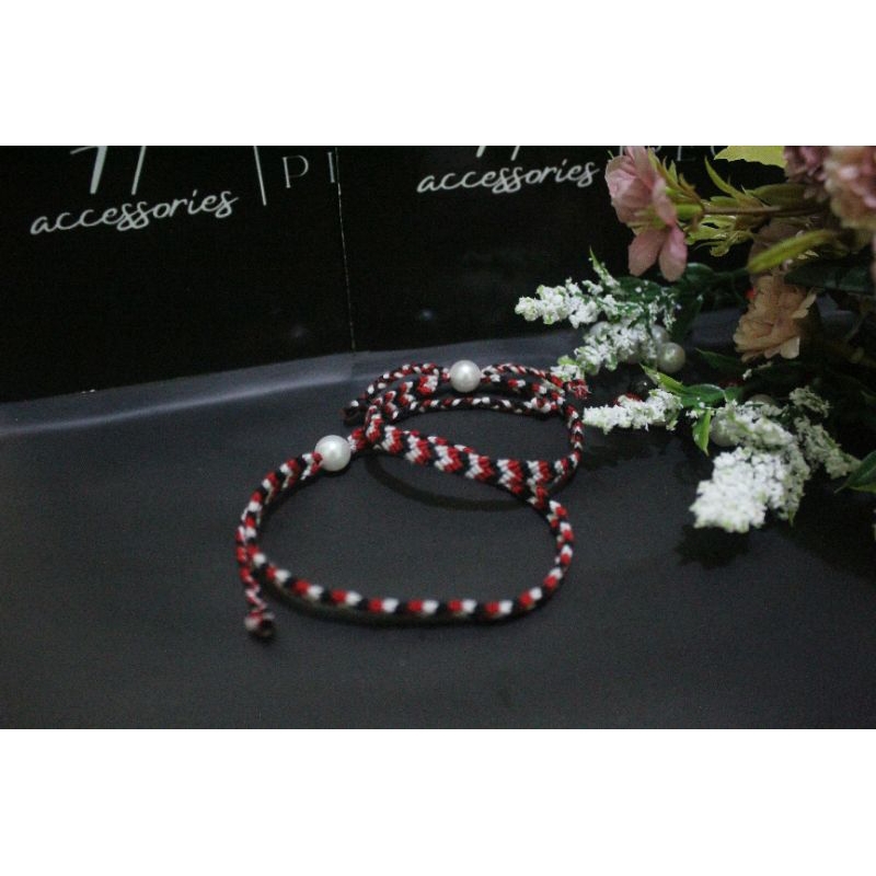 Gelang Khas Batak (Merah,Hitam,Putih)