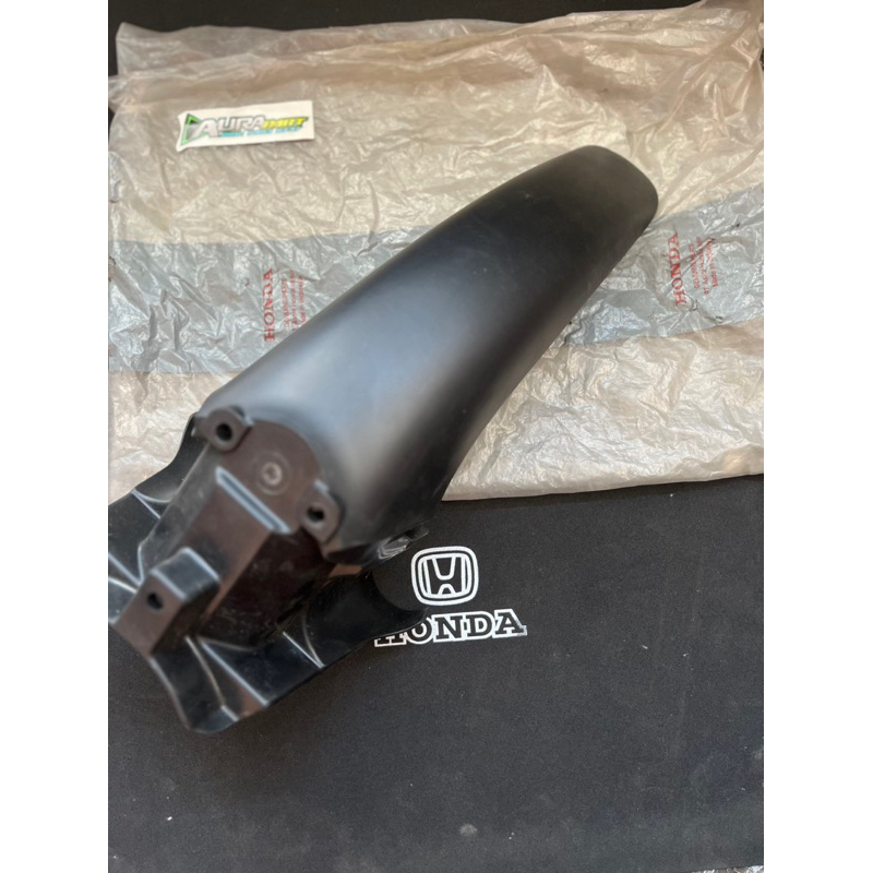 61200-KPH-700 FRONT FENDER B SLEBOR SPAKBOR DEPAN BAGIAN BELAKANG HONDA SUPRA X 125 OLD ORIGINAL ASL