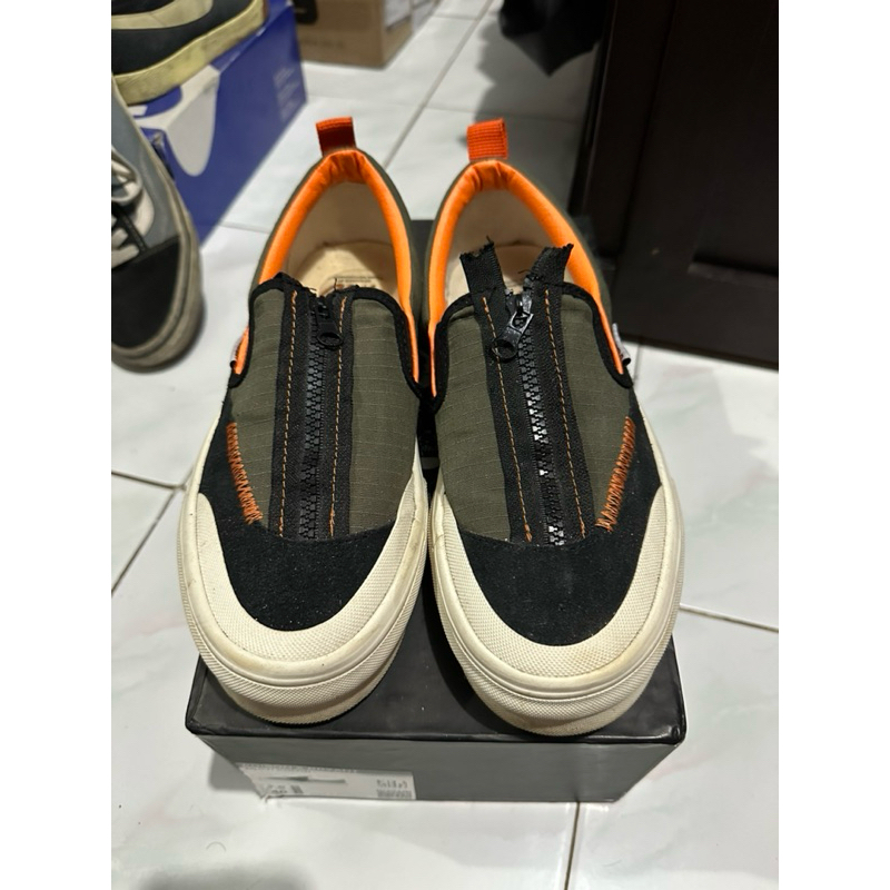 Poison Street X Brian