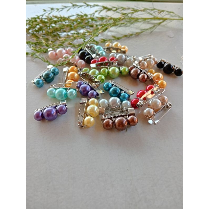 1 pcs Peniti Dagu Mutiara // Bros Dagu Mutiara