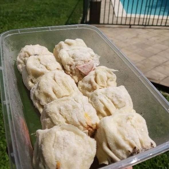 

Dimsum Frozen Ayam 10pcs kemasan thinwall
