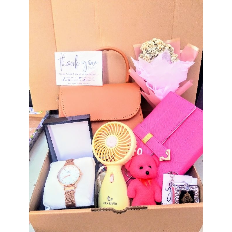 

hampers premium mewah by azalea/kado ultah/hadiah wisuda/wedding gift