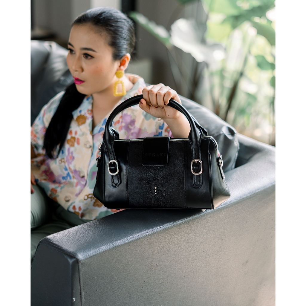 Nukani Freesia Bag Tas Selempang Bahu Wanita Kulit Pari Asli