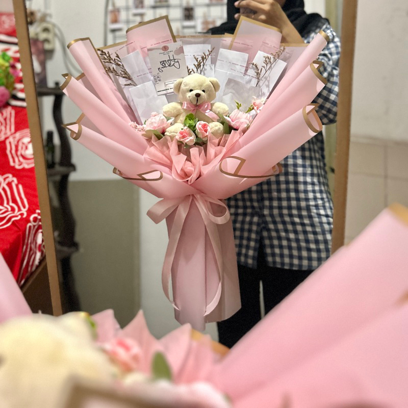 Buket bunga / buket uang / buket wisuda / buket boneka / money bouquet