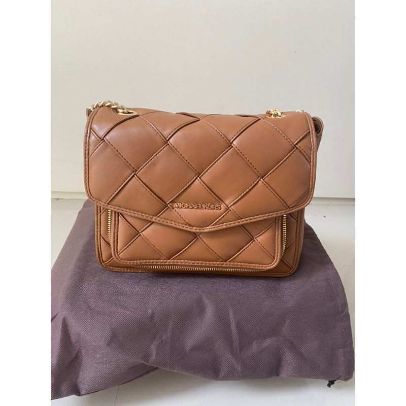 BANTING HARGA Michael kors MK Regina Medium Woven Shoulder Bag Luggage brown