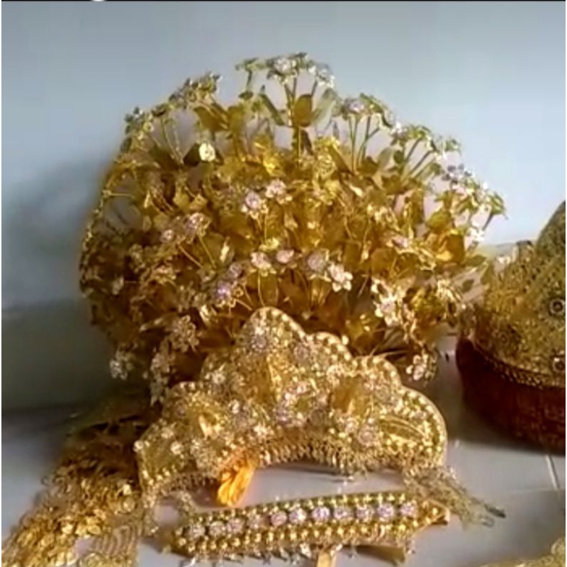 set mahkota pengantin adat Palembang