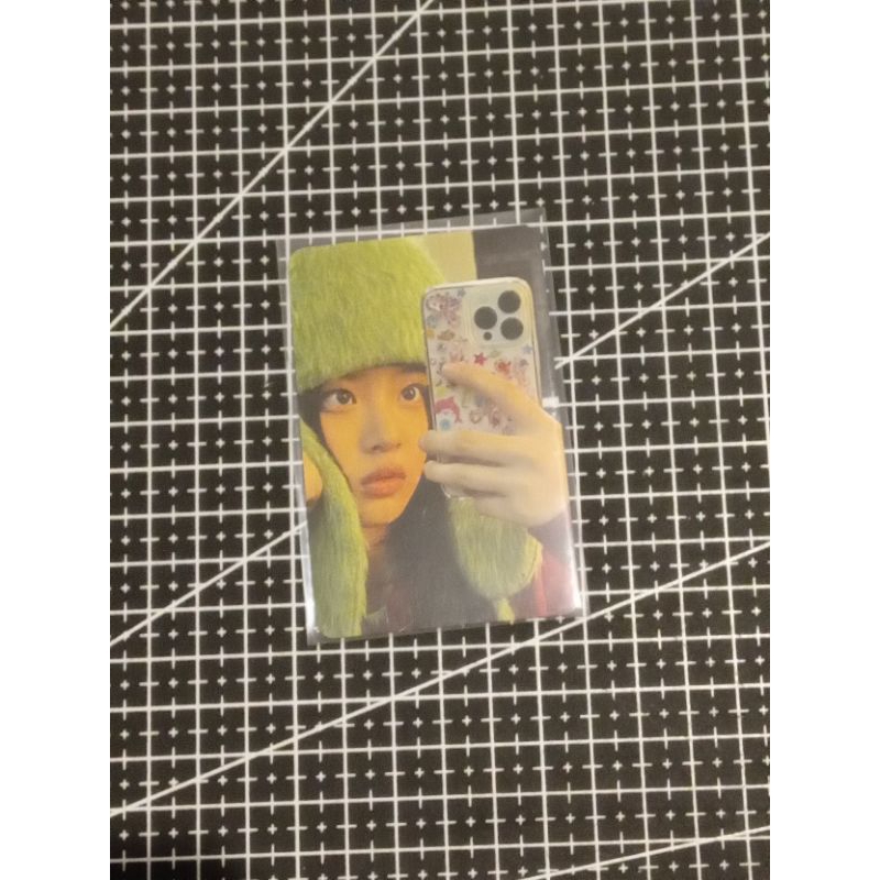 PC PHOTOCARD HANNI IPHONE OFFICIAL (WAJIB CO PACKING)