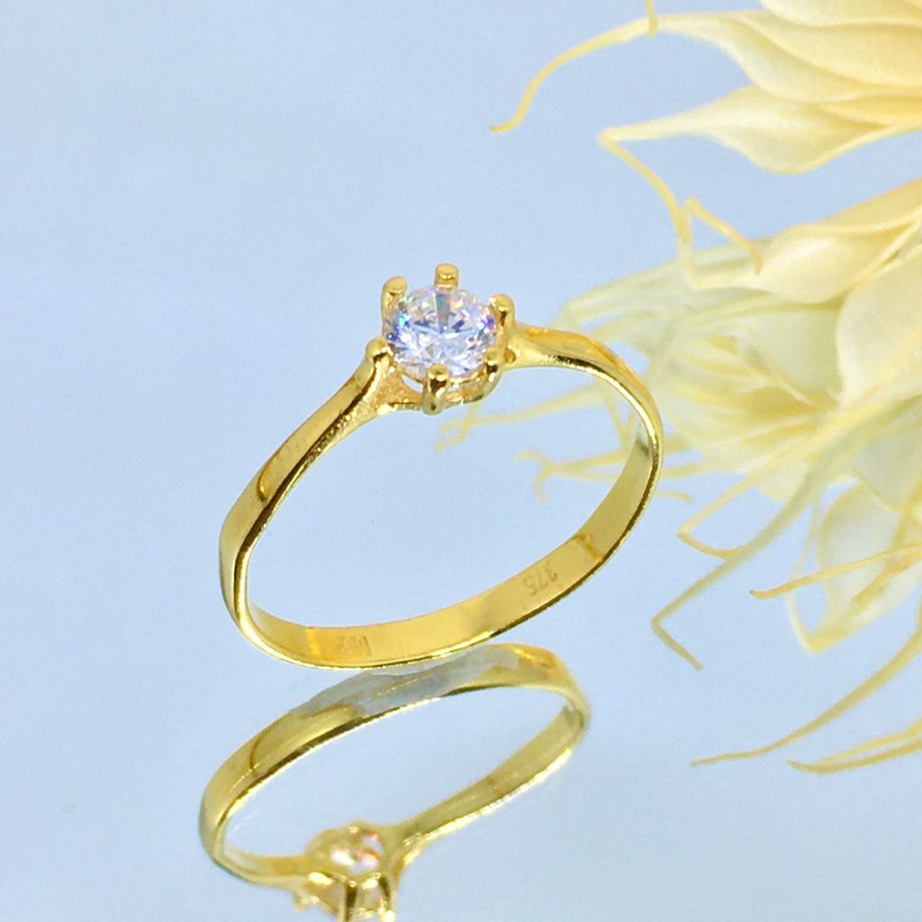 Cincin Emas Solitaire Korean Look  375/8K