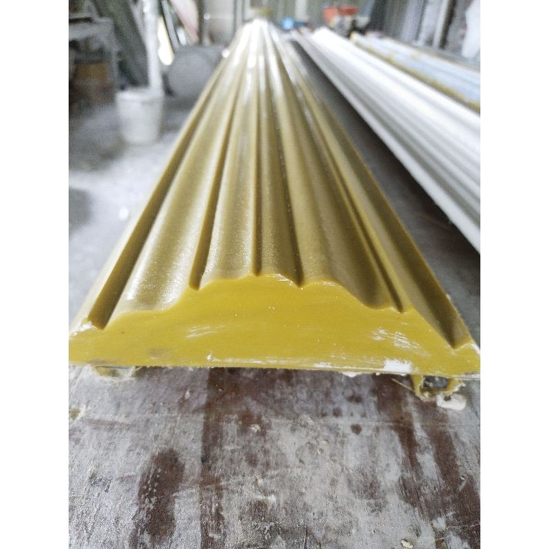 cetakan Lis gypsum