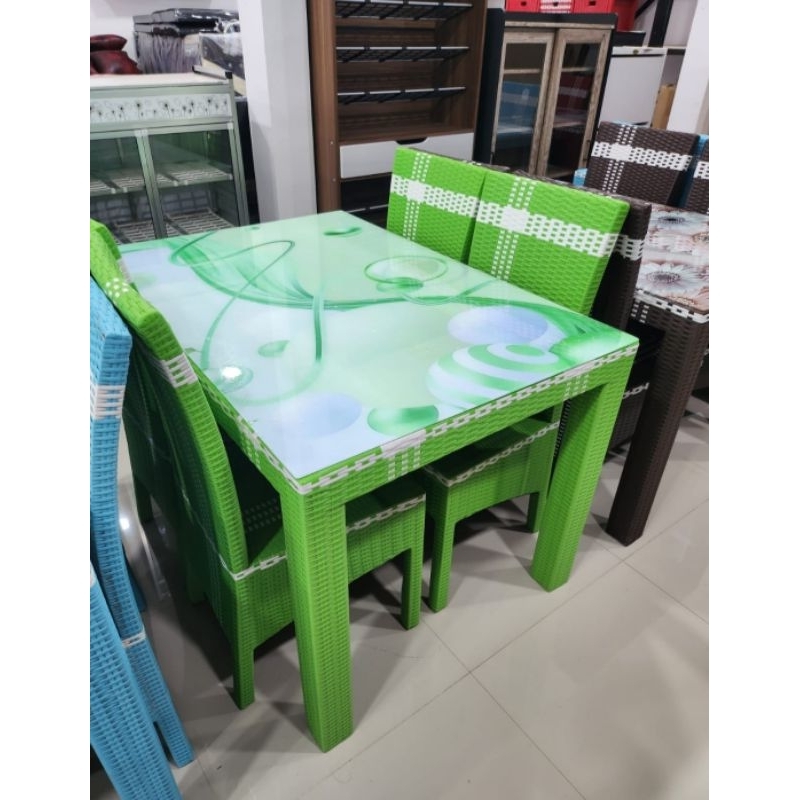 Meja makan rotan 4Kursi + kaca motif