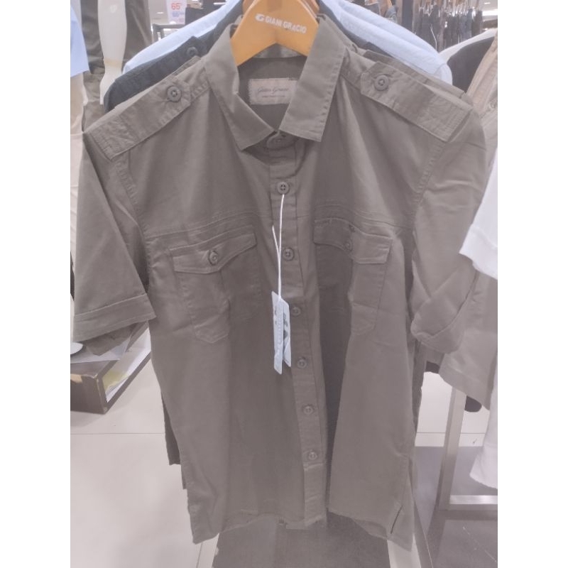 KEMEJA LENGAN PENDEK GIANI GRACIO