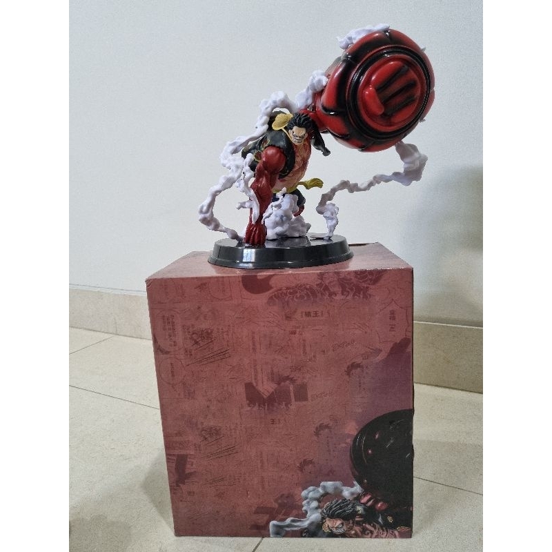 Figure Luffy gear 4