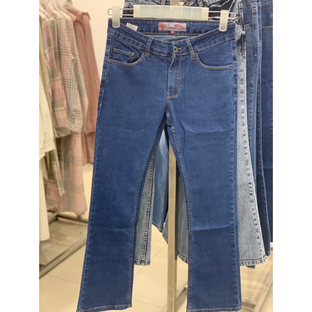 JEANS BOOTCUT WANITA